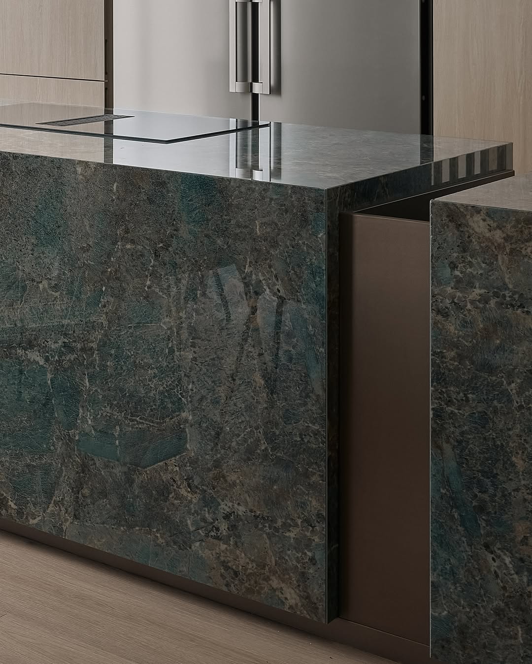 Effetto legno soft honey 20x120 + lastra amazzonite